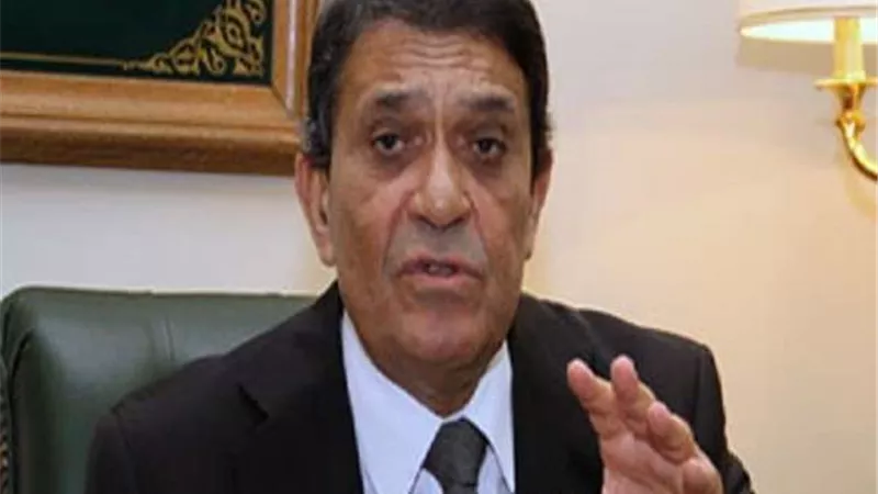 رئيس 