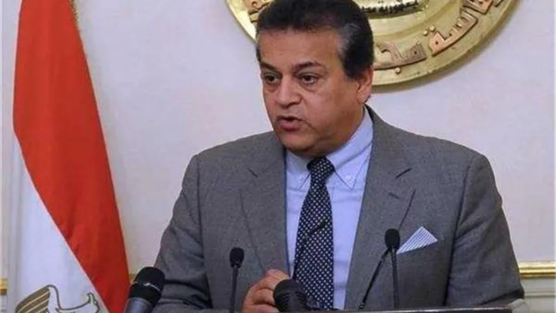 وزير التعليم العالي ينعي وفاة ثلاثة طلاب من الدارسين بالجامعات الروسية