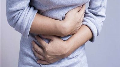 10 أطعمة تربك جهازك الهضمي.. ابتعد عنها