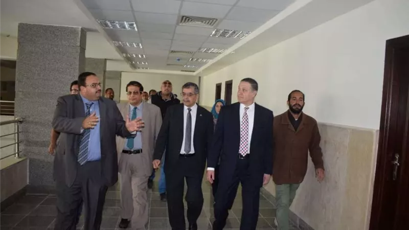 رئيس جامعة بنها: نبحث إنشاء الجامعة الأهلية بأرض العبور