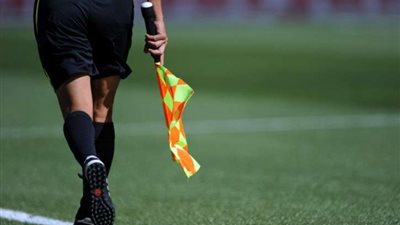 تعرف على طاقم تحكيم مباراة الأهلي وإنبي