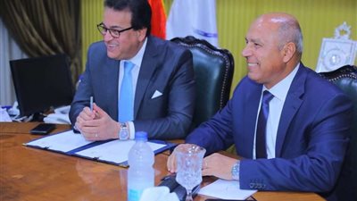 وزيرا النقل والتعليم يبحثان إنشاء المعهد الفني لتكنولوجيا السكك الحديدية
