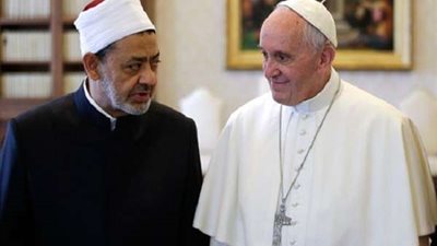 حاكم دبى: تفخر بلادنا باستضافته شيخ الأزهر وبابا الفاتيكان