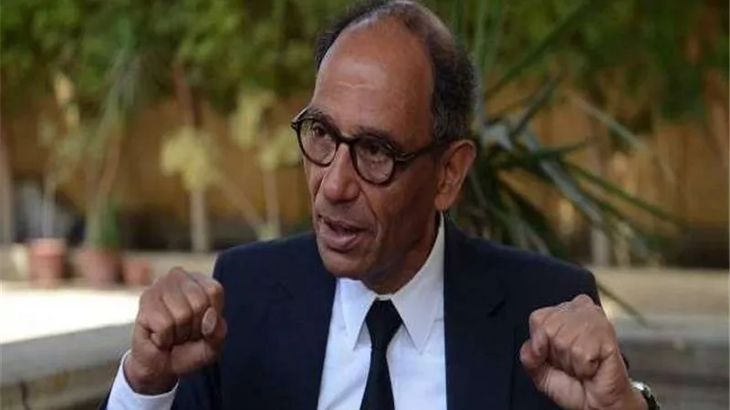ألمانيا تمنح هاني عازر وسام الاستحقاق من الدرجة الأولى تقديرًا لإنجازاته
