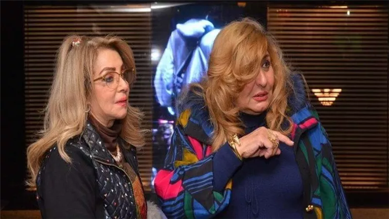 فنانات يرفعن شعار 