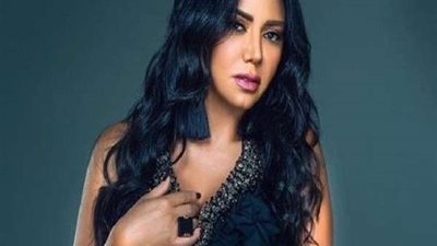 رانيا يوسف تستعرض أنوثتها بالبوستر الدعائي لمسلسلها الجديد