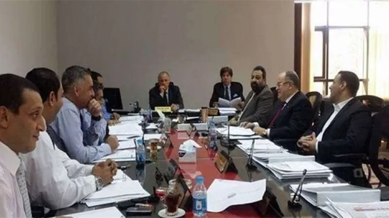 رئيس الزمالك يهاجم الجبلاية والأهلي في اجتماع الأندية