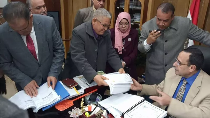 محافظ شمال سيناء يعتمد نتيجة الشهادة الإعدادية بنسبة نجاح 82.85٪