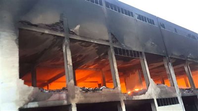 نشوب حريق بمصنع قماش في شبرا الخيمة