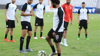 راحة 6 ساعات للاعبي المنتخب الوطني عقب المران الصباحي