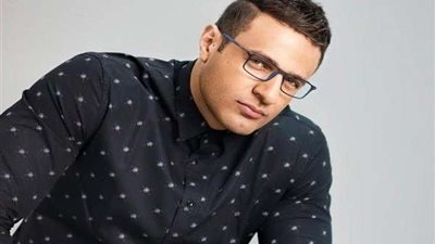 بالفيديو.. محمد نور يروج لأغنيته الجديدة 