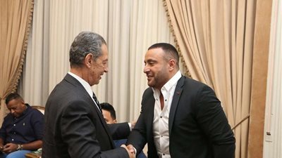 أحمد السقا: فخور بتكريمي من حزب الوفد