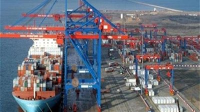 20 سفينة إجمالي الحركة فى موانئ بورسعيد