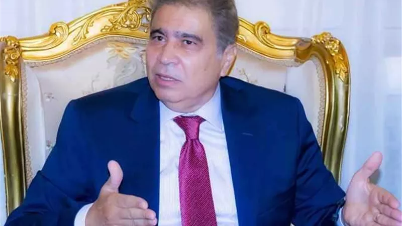 إحالة 92 طبيبًا وموظفًا للتحقيق لغيابهم عن العمل بالمنيا