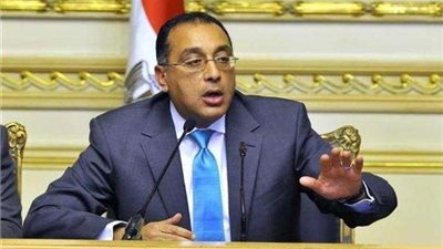 سؤال برلماني للحكومة بشأن استراتيجية مواجهة السيارات المتهالكة في مصر