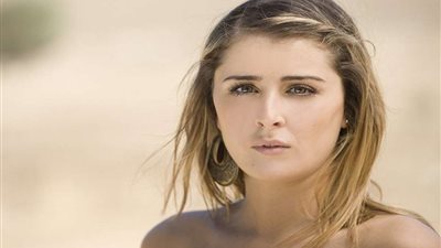 عائشة بن أحمد تدعم تونس أمام أنجولا
