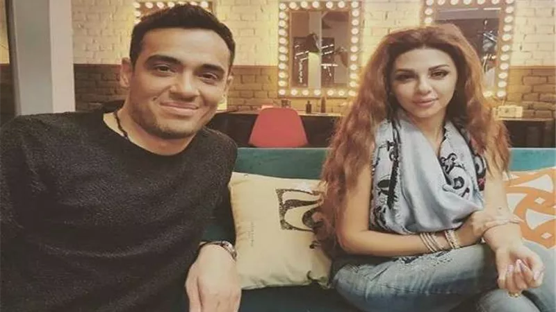 رامي جمال يقصف جبهة مريم فارس: 