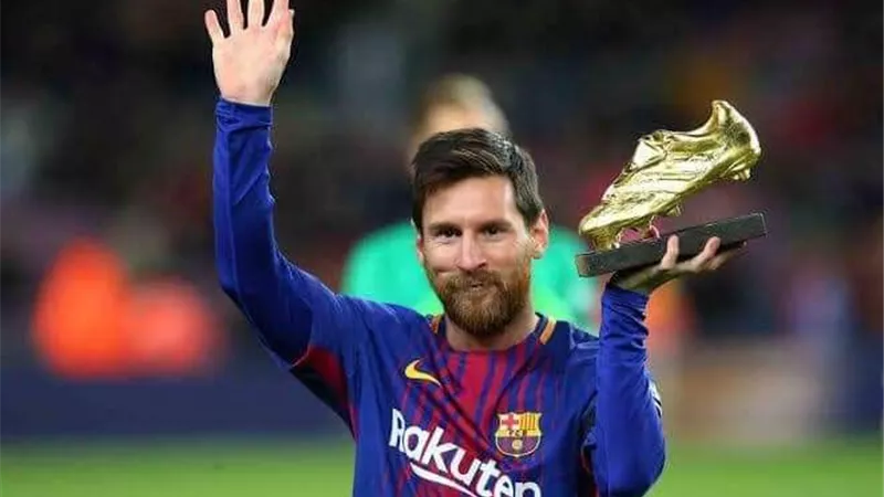 في عيد ميلاده.. 34 بطولة حققها ليونيل ميسي مع برشلونة