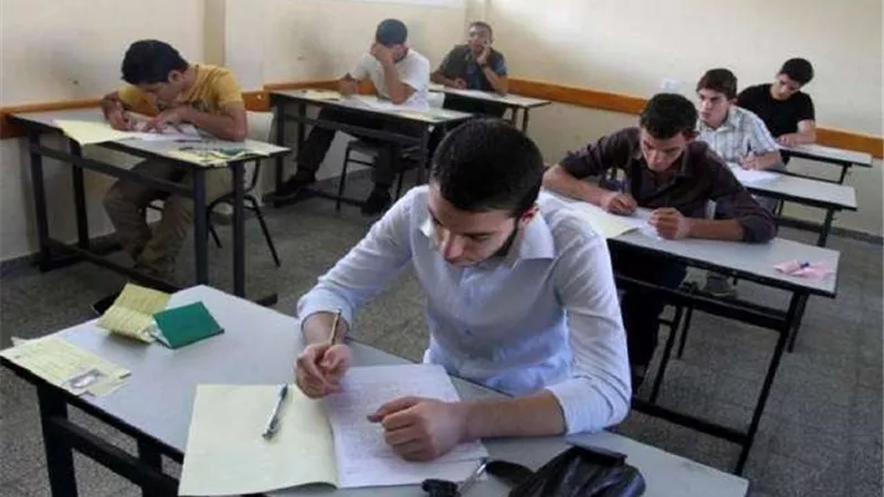 بالمستندات..