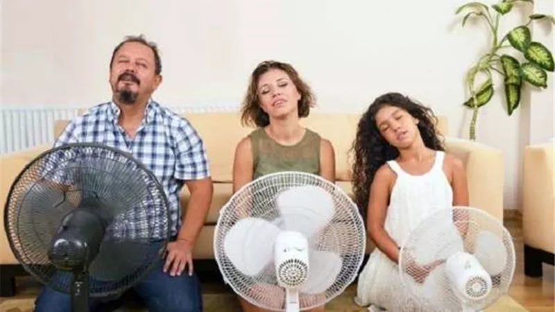 احذر.. مخاطر هامة بسبب تشغيل المروحة أثناء النوم