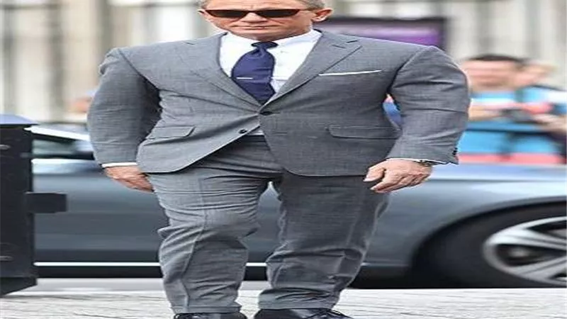 دانيال كريج يستأنف تصوير 