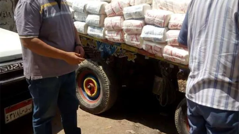ضبط طن و 800 كجم جبنة بمصنع غير مرخص بالبحيرة