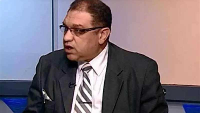 خالد سمير: مهنة الطب أًصبحت تمارس بدون الأطباء
