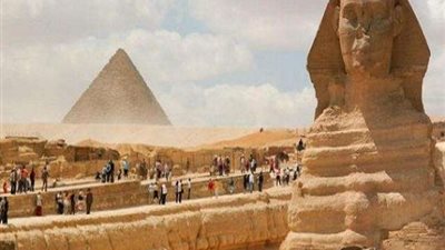 نقيب السياحيين: مصر فقدت العديد من العمالة المُدربة