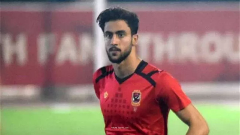 تدريبات بدنية خفيفة لثنائي الأهلي أحمد علاء ومصطفى شوبير