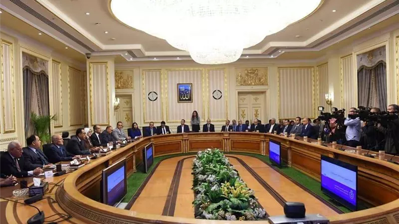 رئيس الوزراء يتابع معدلات تنفيذ المشروعات بالعاصمة الإدارية اليوم