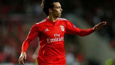 لاعب أتلتيكو مدريد الجديد يتحدث عن مقارنته برونالدو