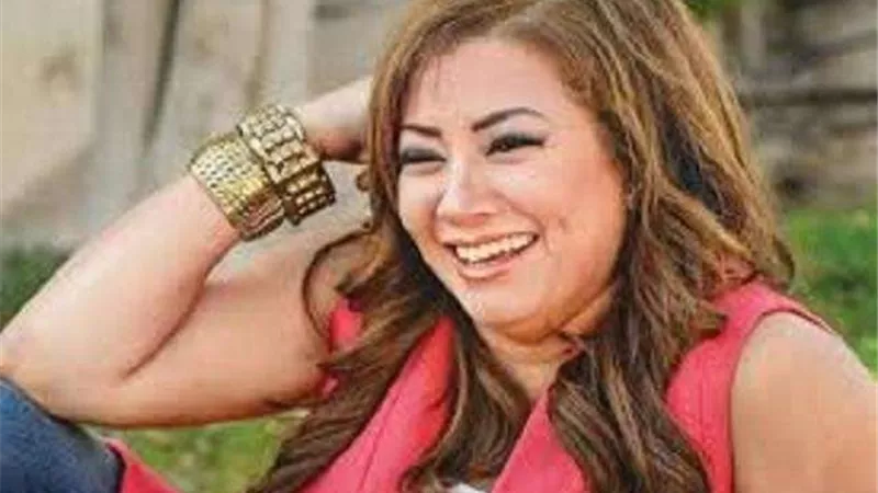 «من الإباحية لسب الإعلامين».. «انتصار» تفتح نار «أصحاب البوق» على نفسها
