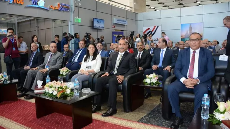 بالصور.. افتتاح التشغيل التجريبي لمطار العاصمة الدولي