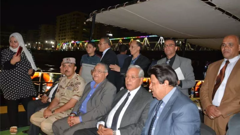 إطلاق إشارة عمل الأتوبيس النهري في المنصورة