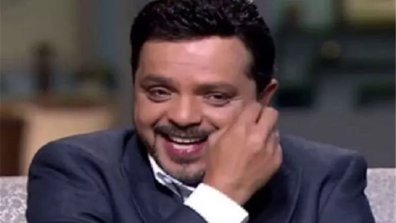 محمد هنيدي يشكر تركي آل الشيخ ويعود لمصر
