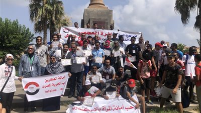 بالصور.. حزب الحرية ينظم ماراثون جري على كورنيش الإسكندرية