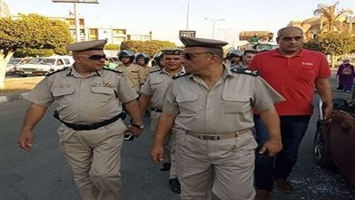 رئيس جهاز العاشر من رمضان يقود حملة مكبرة لإزالة الإشغالات