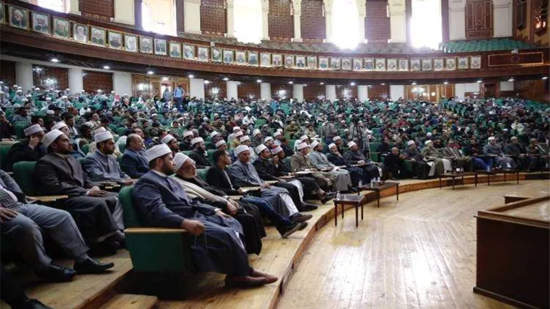 بعنوان 