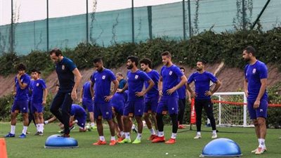 الأهلي يواجه البلاسيتك وديًا استعدادًا للمقاولون والزمالك.. الليلة