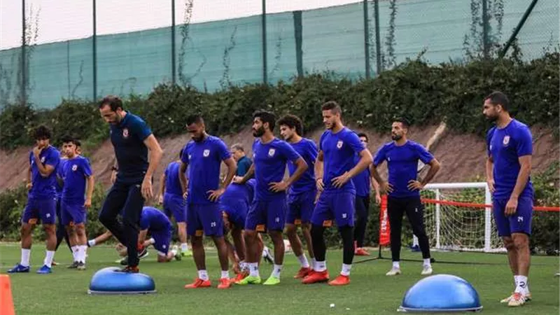 الأهلي يواجه البلاسيتك وديًا استعدادًا للمقاولون والزمالك.. الليلة