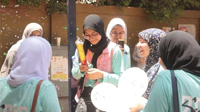 غدًا طلاب الصف الأول الثانوي يؤدون امتحان الفرصة الثانية