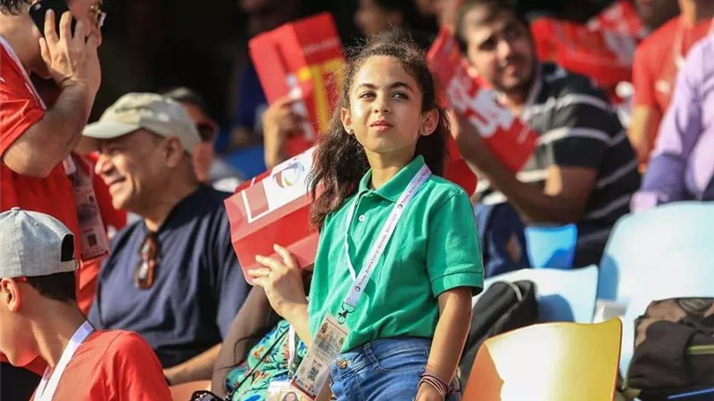 كاف يلقي الضوء على أبرز احتفالات الجماهير بالكان