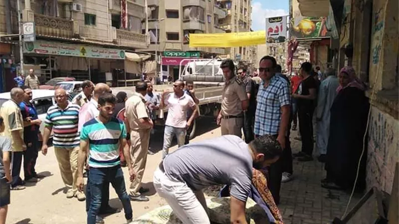 رفع 140 إشغال بالشوارع و٨٠ طن قمامة بمراكز محافظة البحيرة