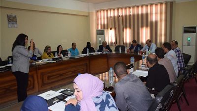 ختام ورش عمل مراجعة استراتيجية الصناعة ببني سويف