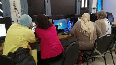 تنسيق الجامعات 2019.. طلاب المرحلة الأولى يواصلون تسجيل الرغبات بعين شمس