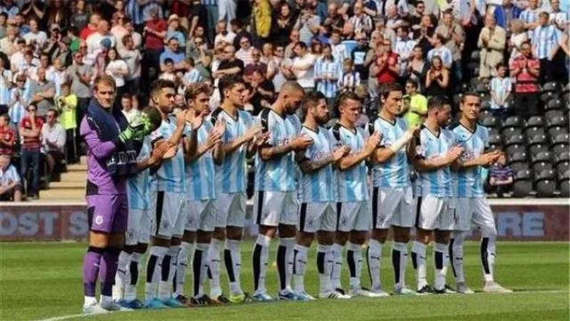 تعادل سلبي بين هيردسيفلد وكارديف بالشوط الأول