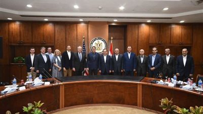 وزير البترول يلتقي وزير الطاقة الأمريكي لبحث ترتيبات منتدى غاز شرق المتوسط