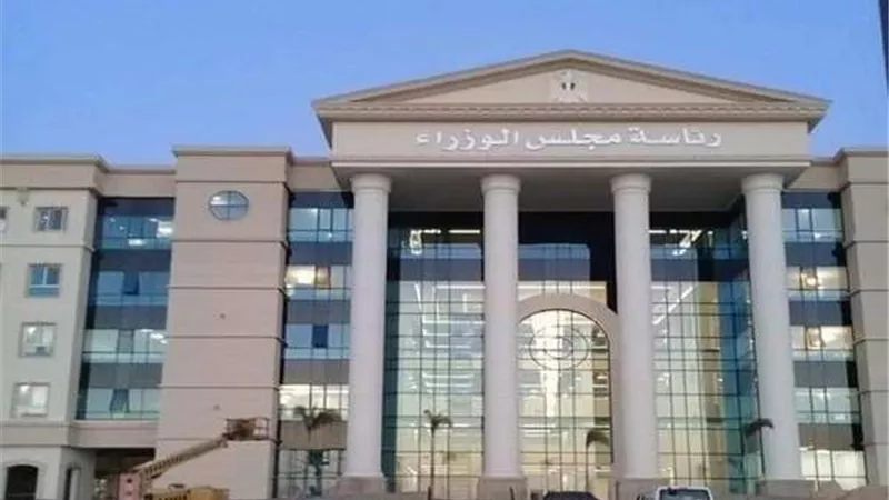 اليوم الحكومة تعقد اجتماعها الأسبوعي بمدينة العلمين الجديدة