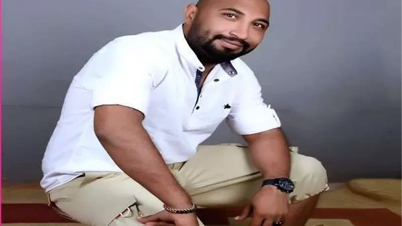 أحمد جمال: 