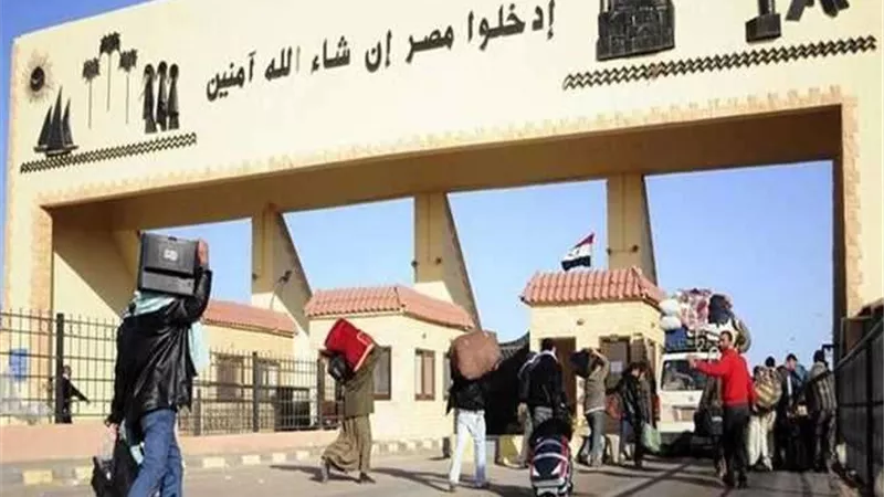 سفر وعودة 1880 مصريًا عبر منفذ السلوم خلال 24 ساعة